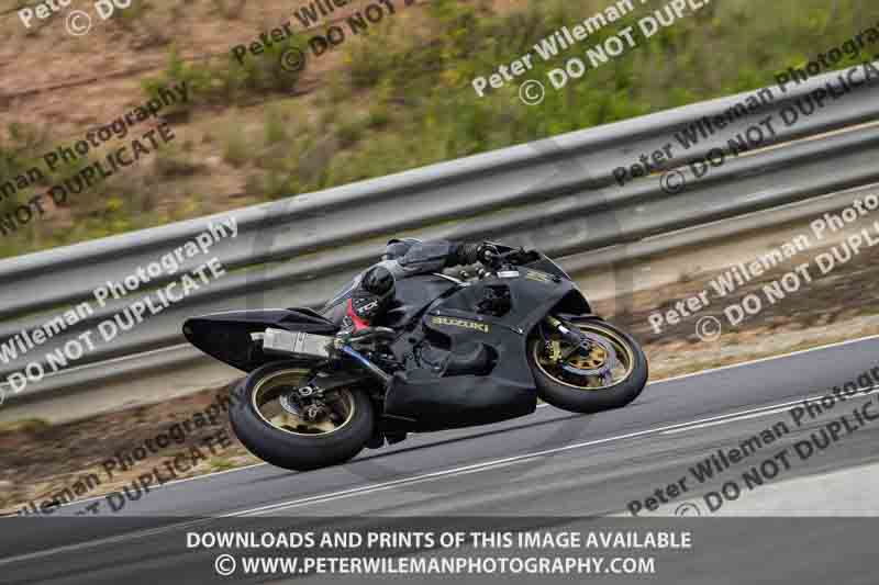 cadwell no limits trackday;cadwell park;cadwell park photographs;cadwell trackday photographs;enduro digital images;event digital images;eventdigitalimages;navarra;no limits trackdays;peter wileman photography;racing digital images;trackday digital images;trackday photos